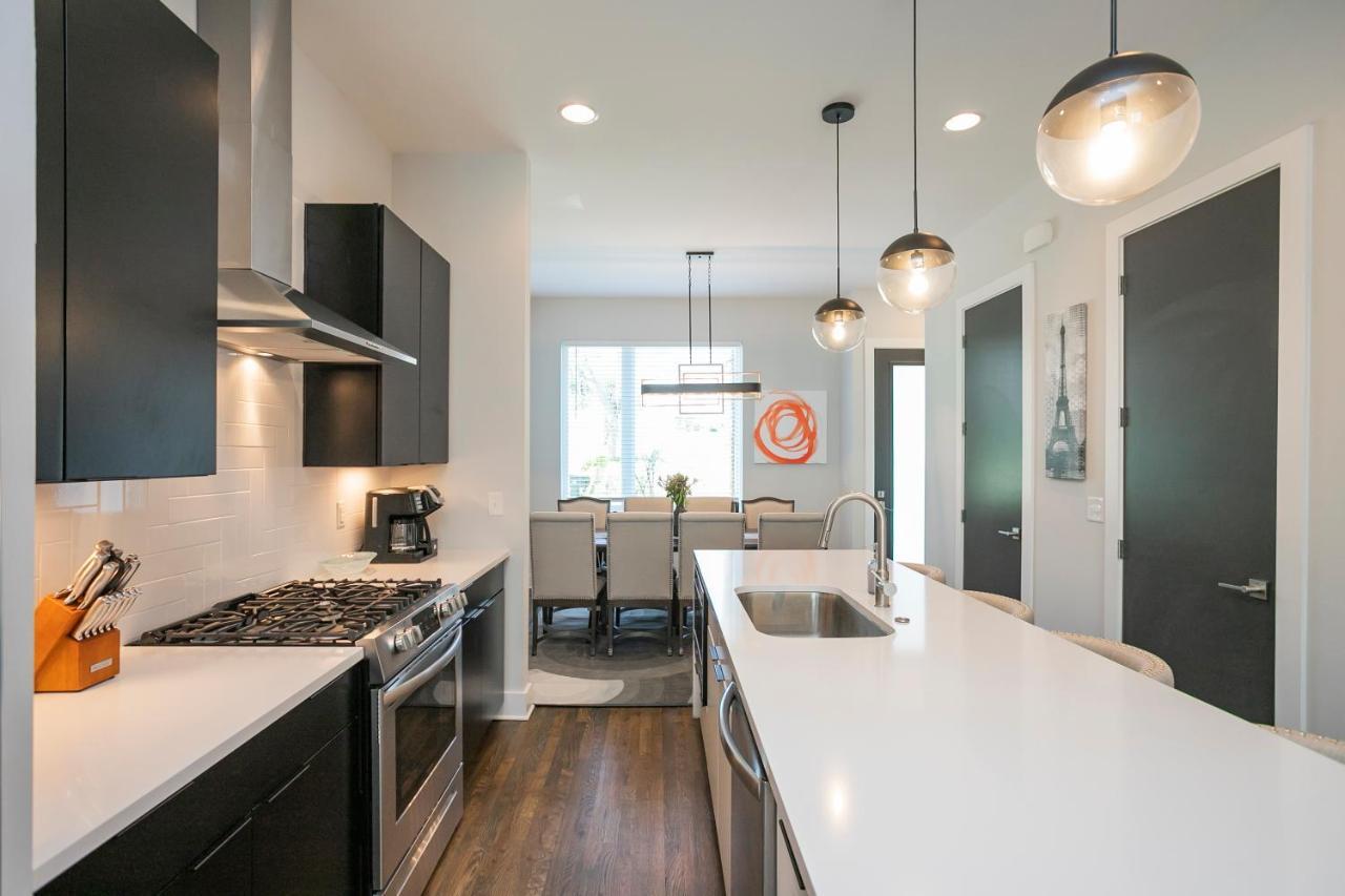 Luxury Townhome Skyline Views Mins To Dt 내슈빌 외부 사진