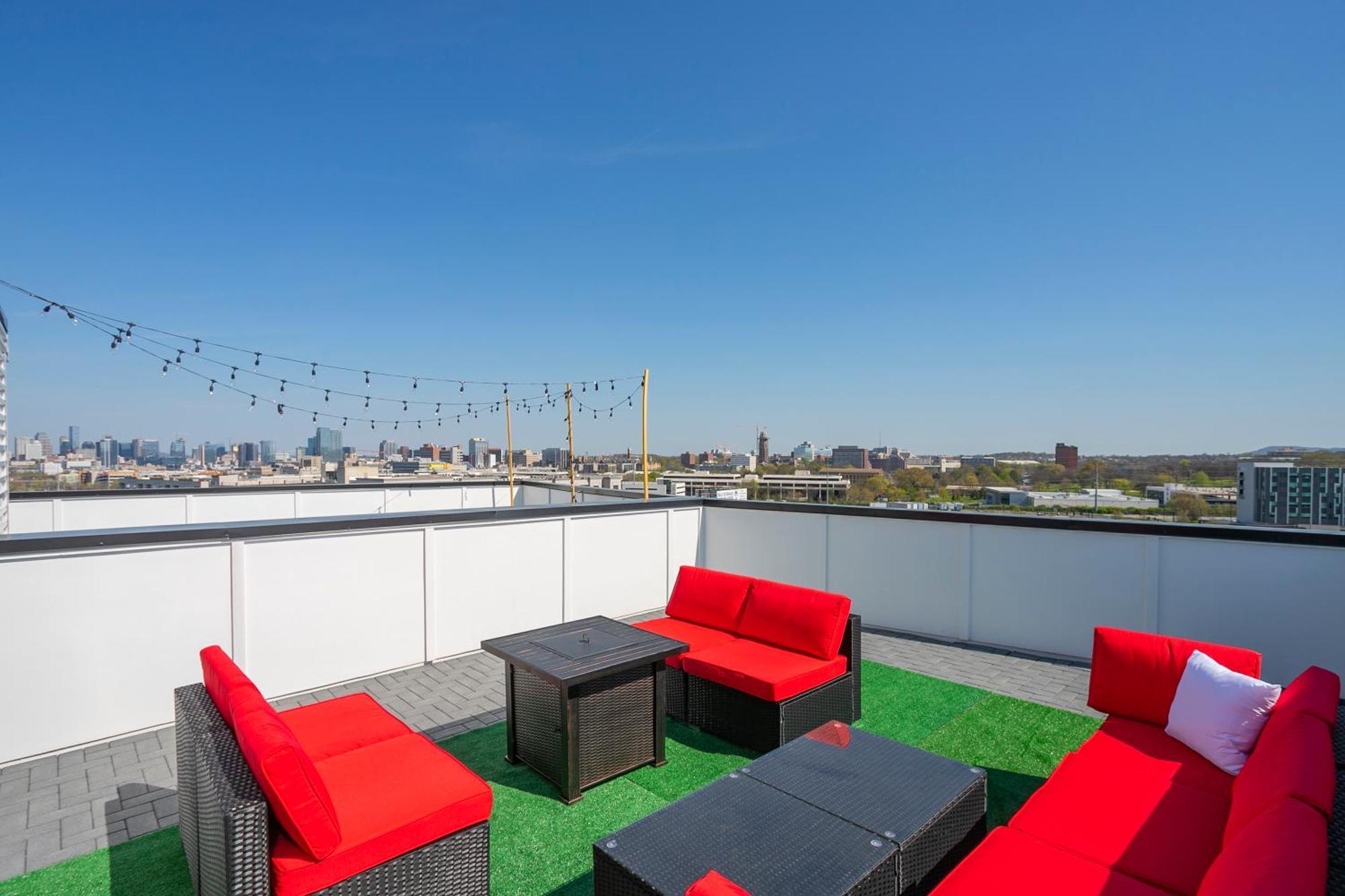 Luxury Townhome Skyline Views Mins To Dt 내슈빌 외부 사진