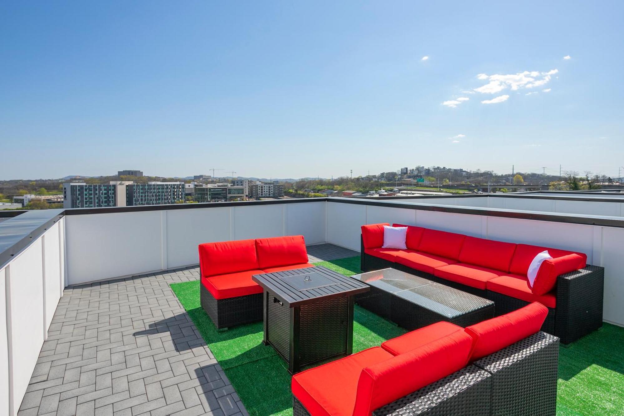 Luxury Townhome Skyline Views Mins To Dt 내슈빌 외부 사진
