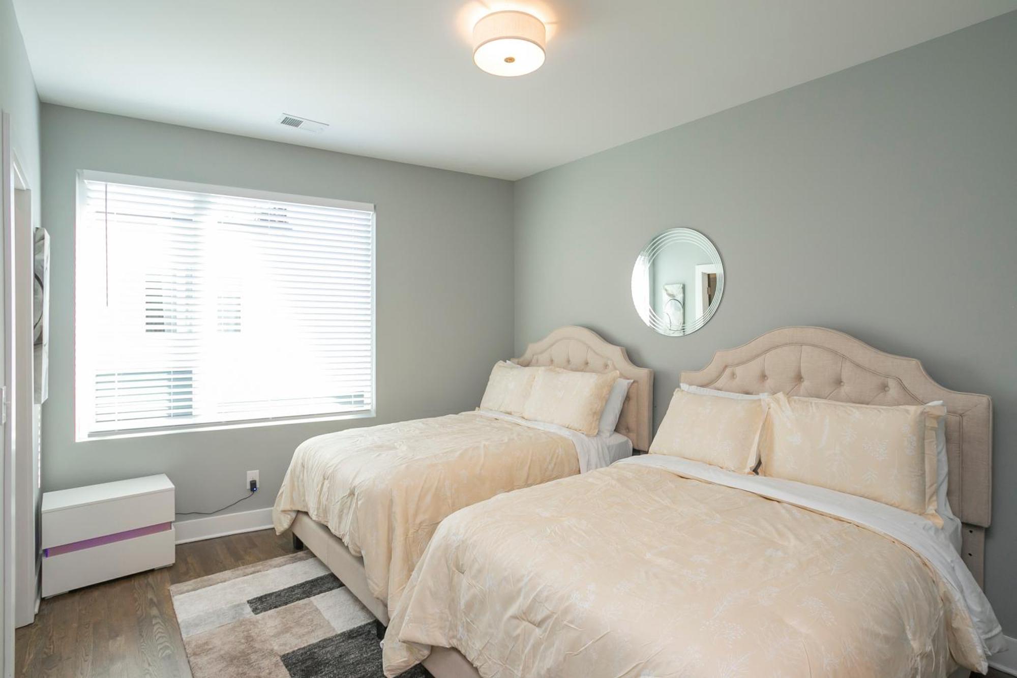 Luxury Townhome Skyline Views Mins To Dt 내슈빌 외부 사진